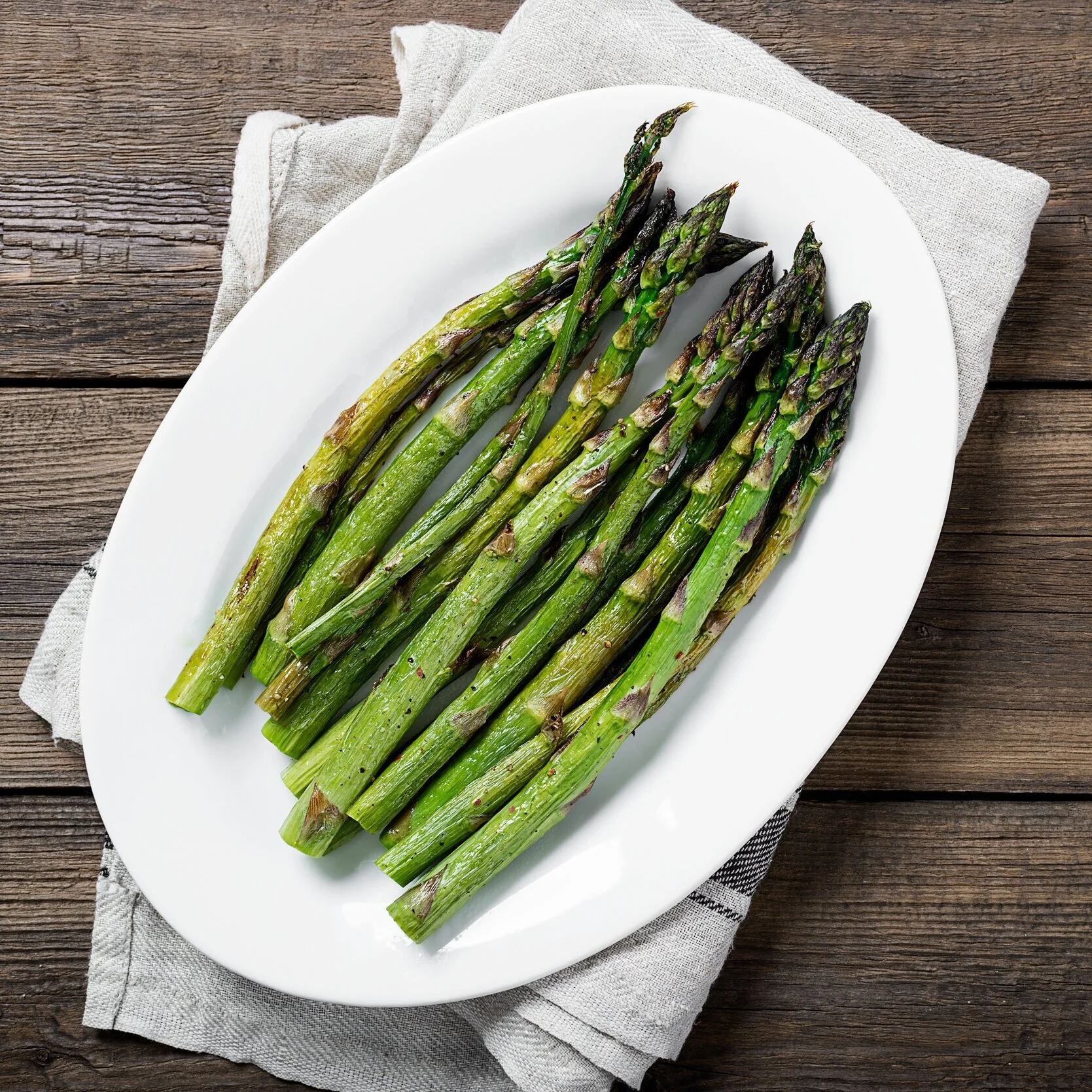 Grilled Asparagus (SS-HK)