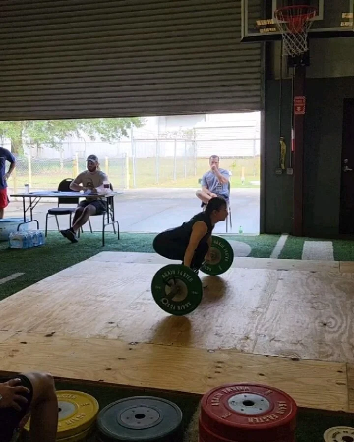 Local developmental meet in Jacksonville.  Ladies recap
@ericka_olys.58 in her 2nd USAW meet with 35kg snatch and 55kg clean and jerk. 55kg youth class
@laughinglackey04 in her first USAW meet going 6 for 6 with 48kg snatch and 66kg clean and jerk.  