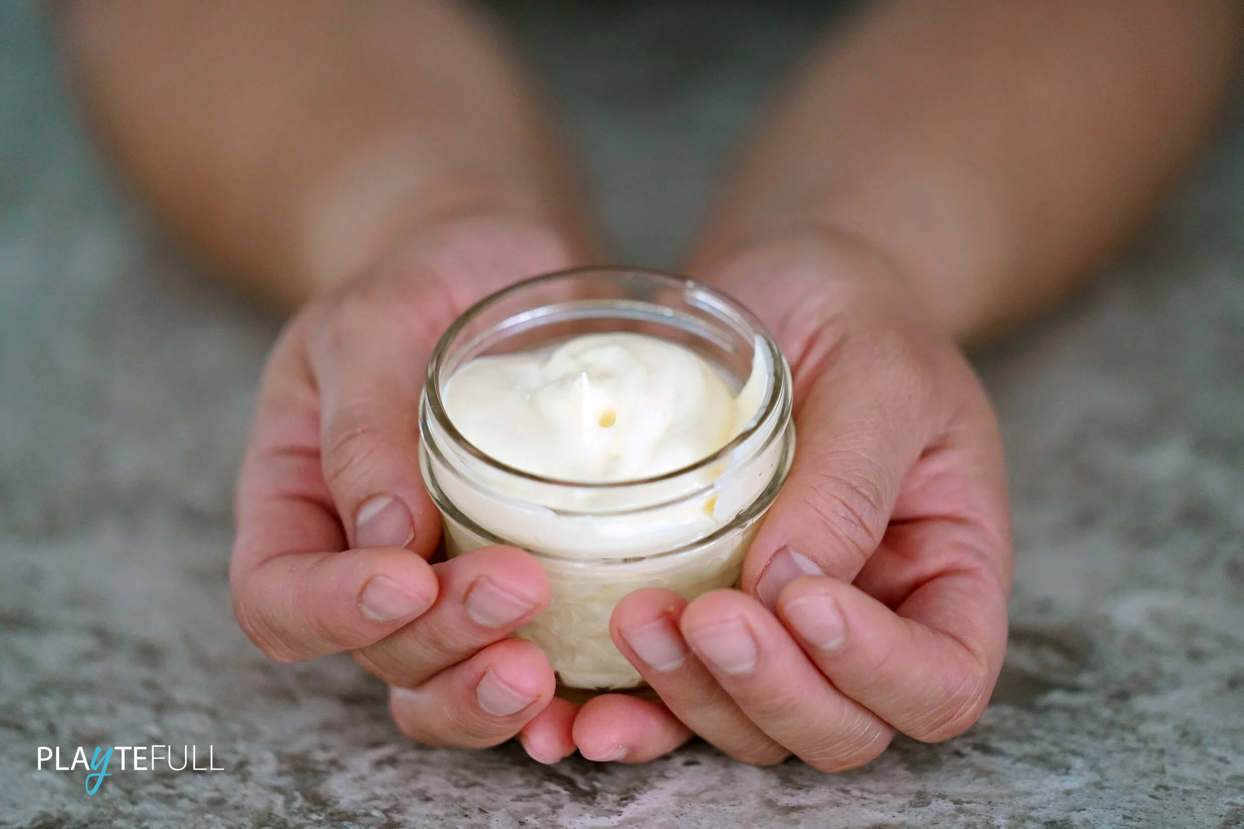 Easy One-Minute Homemade Mayo
