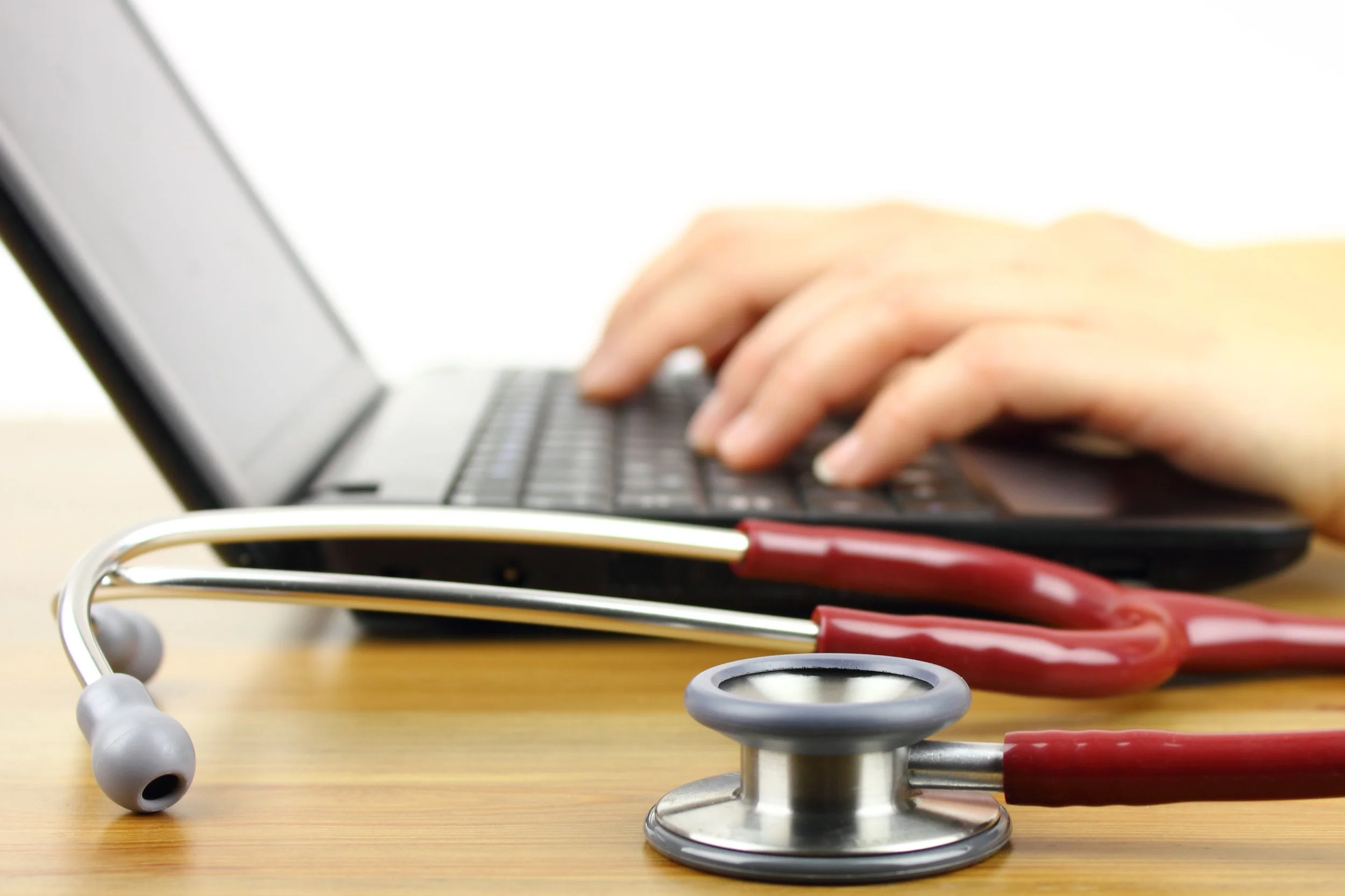 HandsKeyboard_ResourcesPage_iStock-186872165.jpg