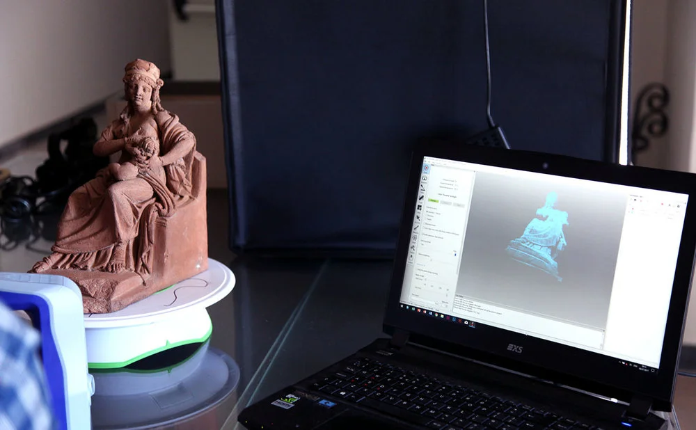 Scanning of Roman objects at Parco Archeologico di Ercolano, Courtesy of Parco Archeaologico di Ercolano and Expanded Interiors