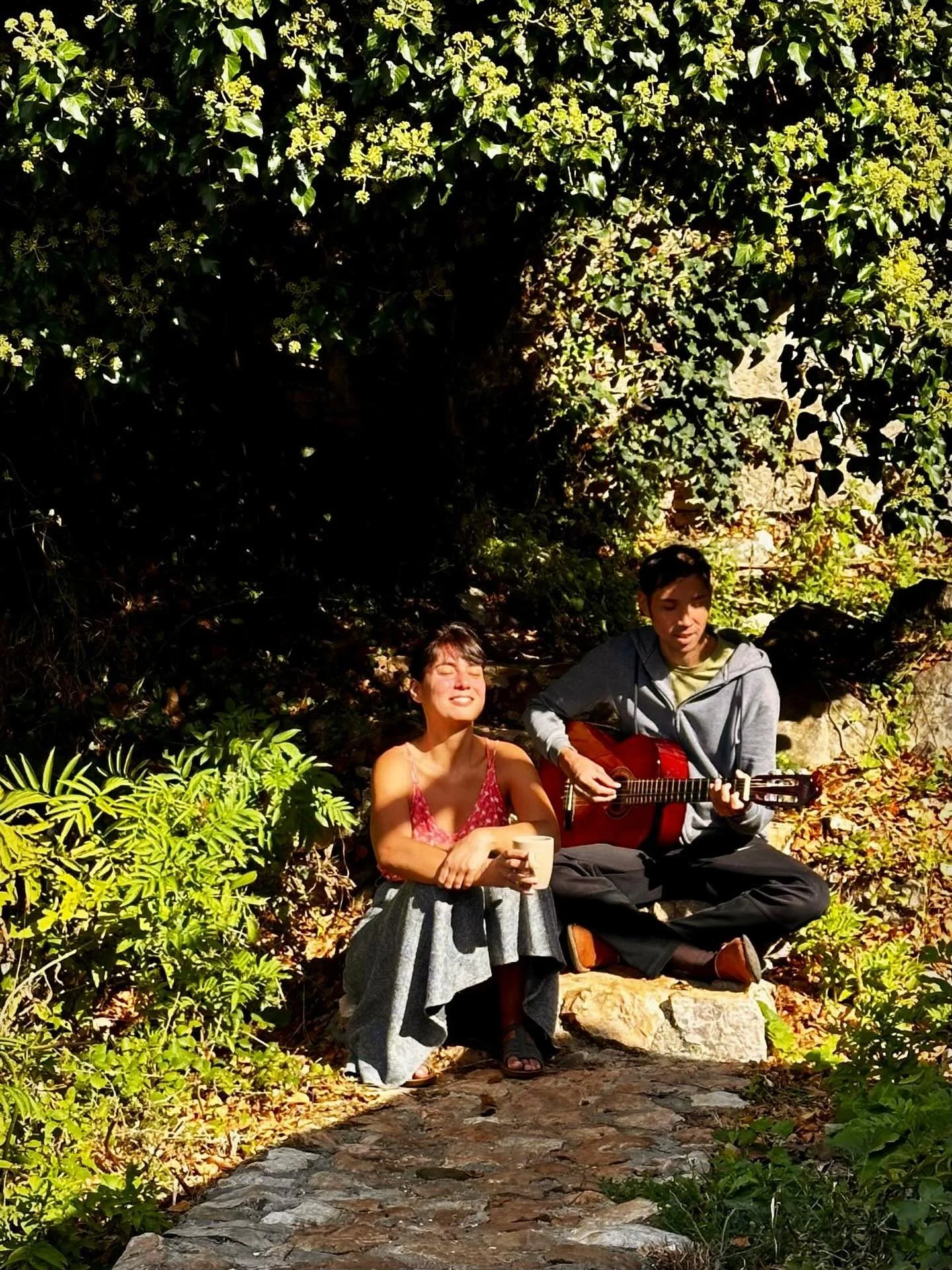 🌱

Music, connection, far niente and dolce vita 

#retreatlife #community #love #people #dolcevita #farniente #connection #music