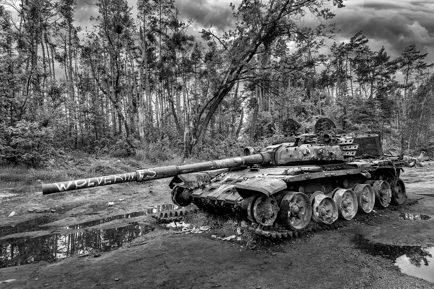 A Russian T-72 tank destroyed near Kyiv in 2022 during the war in Ukraine Photography Pierre Toutain-Dorbec.jpg