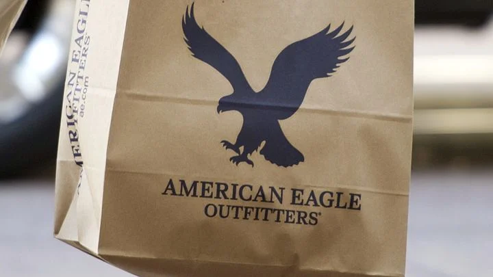 American Eagle Try-On