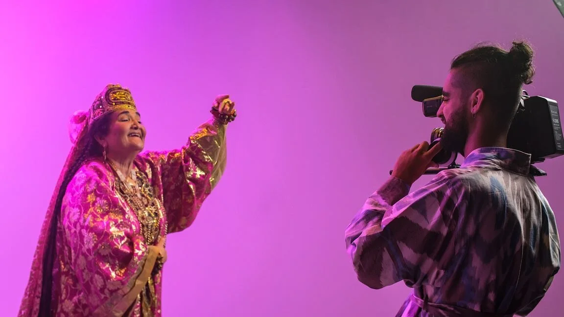 On set with Firuza. (📸 @seacurrents) #bukharian #dancefilm #uzbekistan #tajikistan #bukhara #bukharianjewish