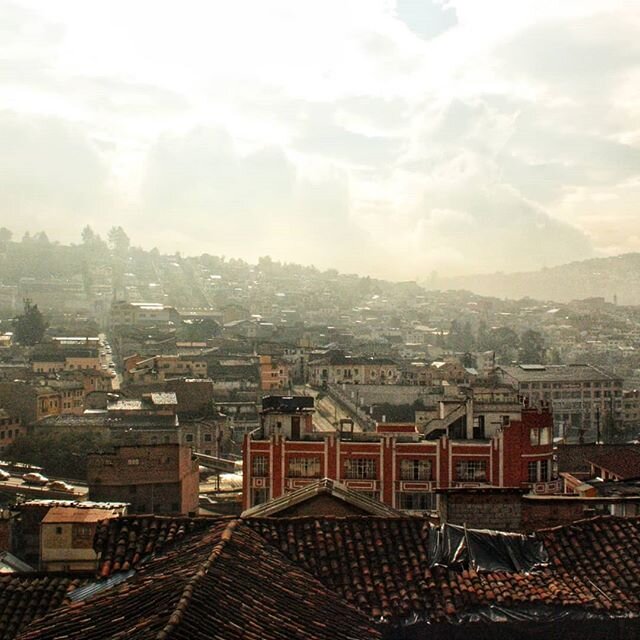 When was the time that you looked outside your window and felt that thrill, excitement and bliss. One was probably the first day getting into Quito, opening that window, and seeing the city wake up.
.
.
#travel #tb #throwback #travelphotography #quit
