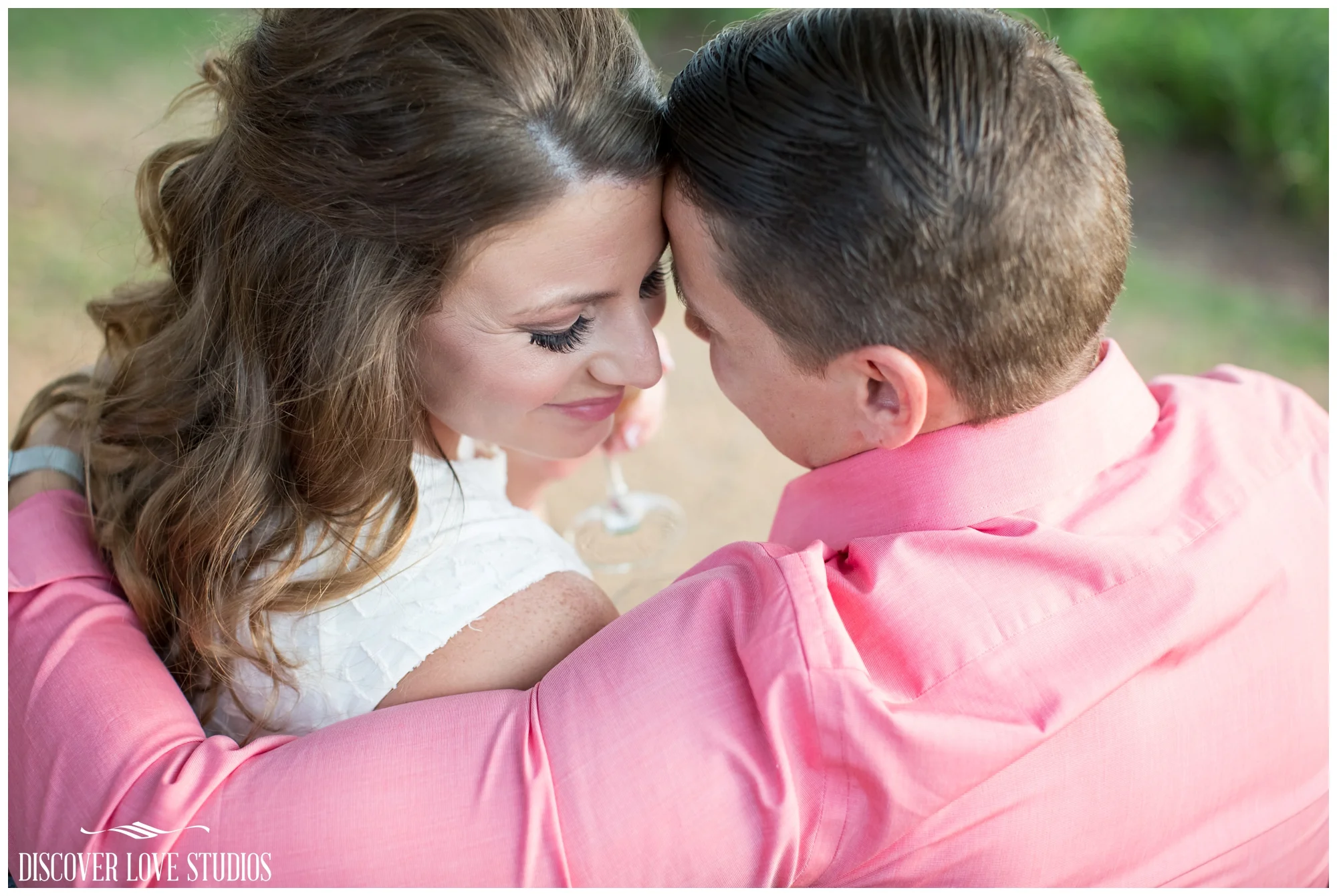 TiffanyBobbyEngagementSessionTreehouseVineyardsMonroeUptownCharlotteNCDiscoverLoveStudios_0004.jpg