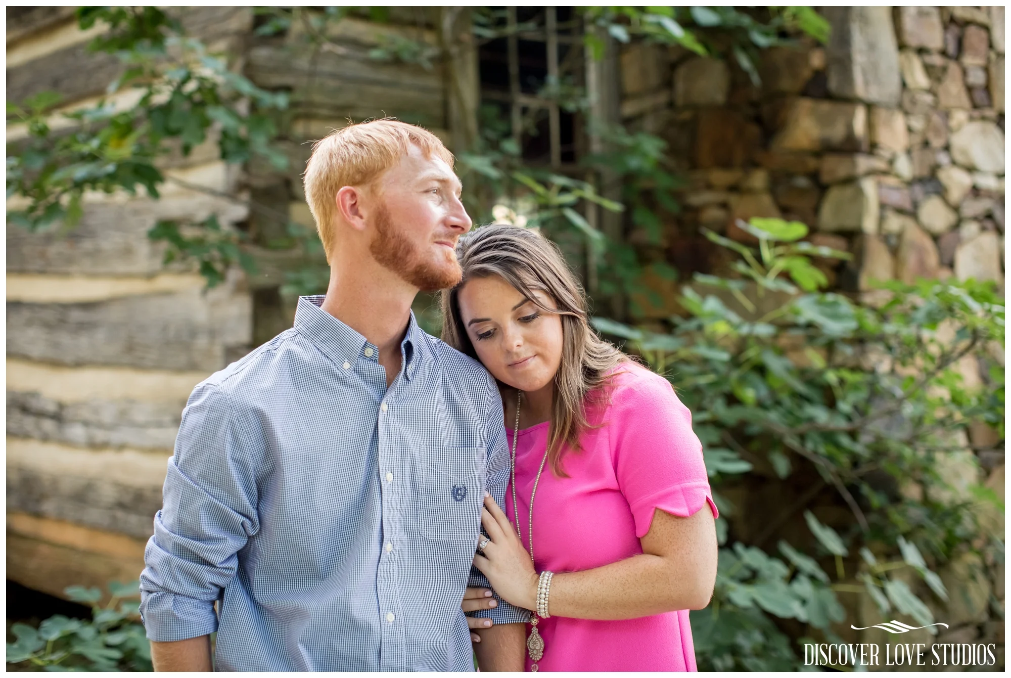 LizzieKodyDairyBarnEngagementSessionFortMillSCDiscoverLoveStudios_0016.jpg