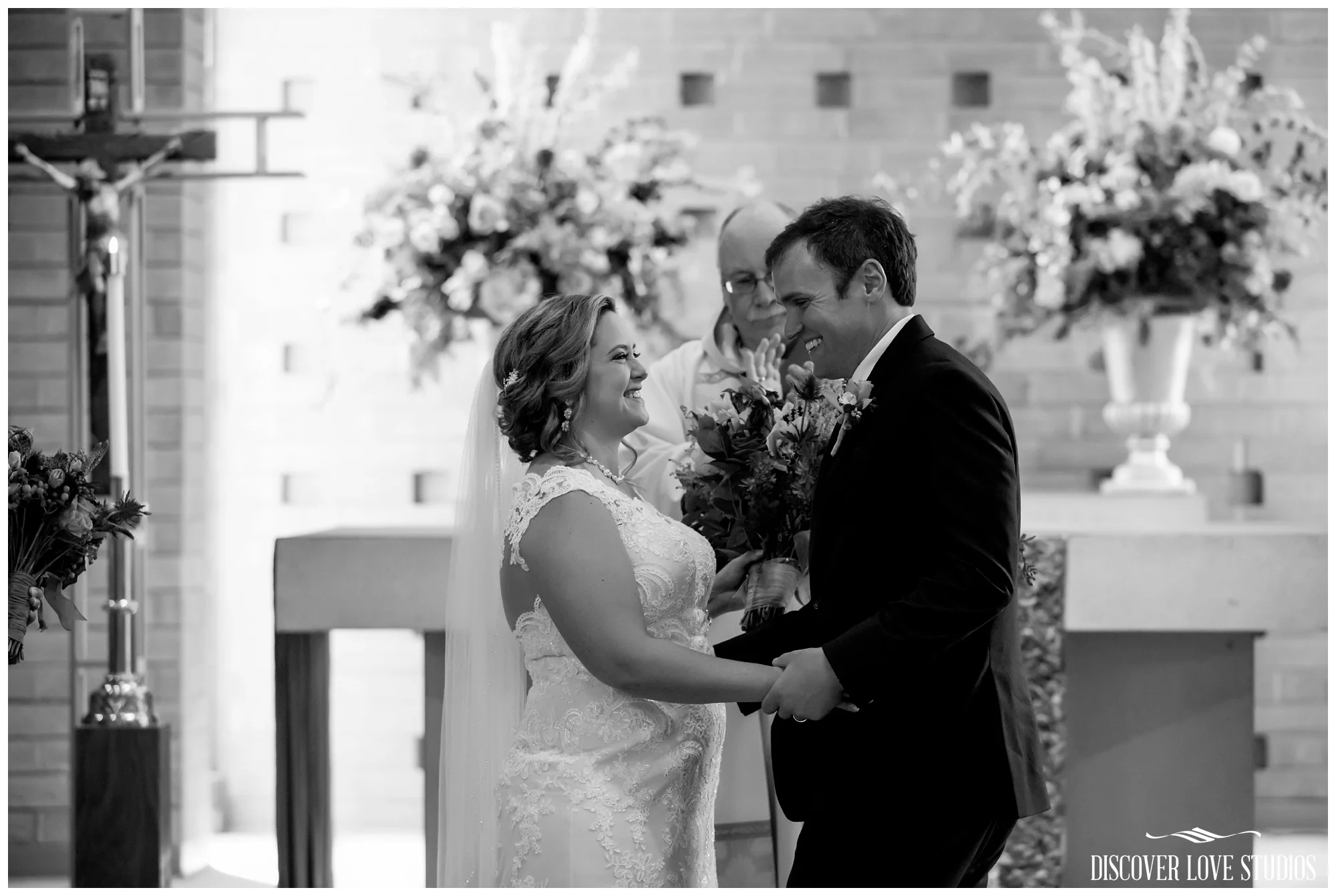 NicoleScottWeddingGrandHallMtHollyNCDiscoverLoveStudios_0026.jpg
