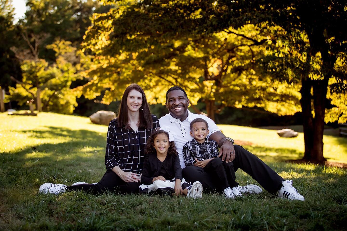 We had the pleasure of capturing Jen and Terrell&rsquo;s wedding years ago! Now they have twins in their first year of school. Man, time flies! It&rsquo;s always such a joy to photograph our couples as they grow their families ❤️
.
#family #familypho