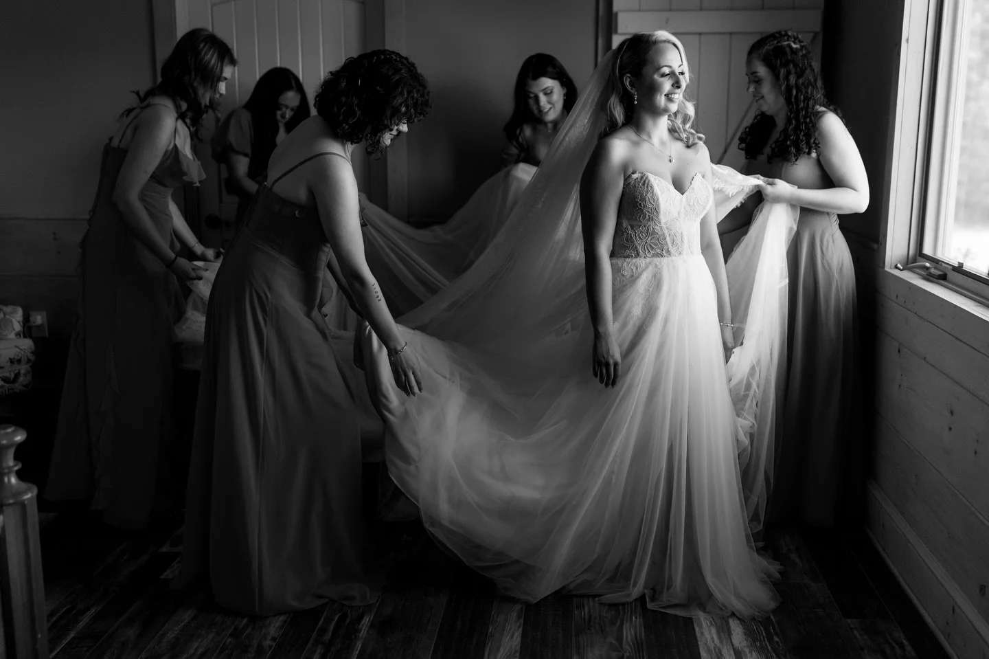 @gracienlewis and @jakelewis3 had such an incredibly beautiful wedding day! It&rsquo;s been one we&rsquo;ve been so excited about for a while now bc our friend Jenn (a highly respected and accomplished photographer) is Jake&rsquo;s mother and when a 