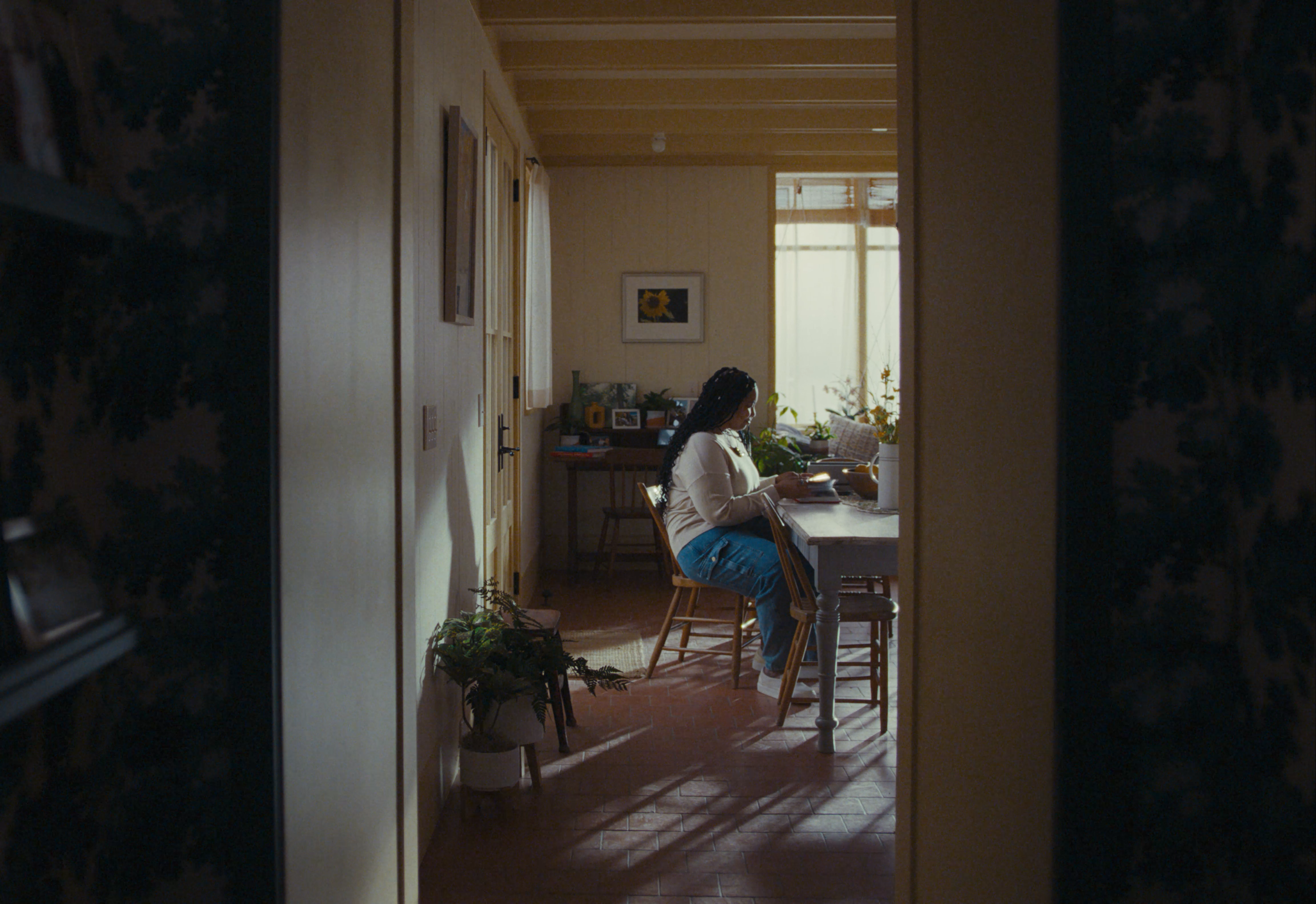 Sequence 01.00_00_00_18.Still003.png