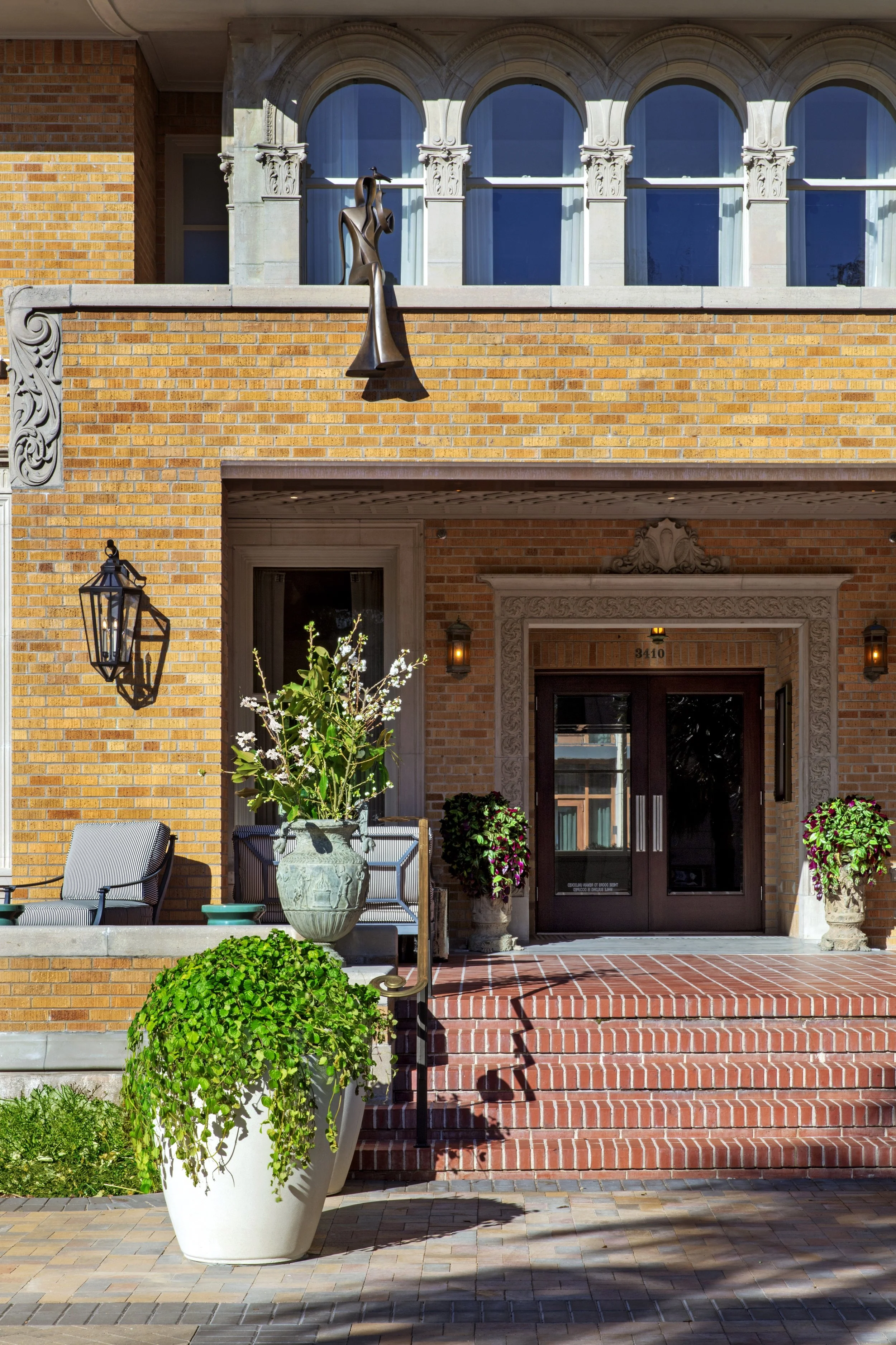 Art Tours | Private Art Gallery Collection | La Colombe d'Or — la ...