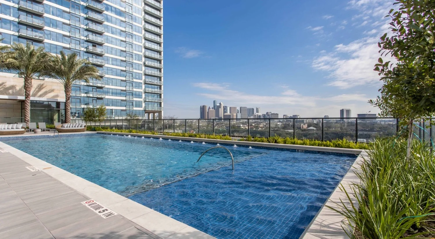 Hotel — La Colombe d'Or - A luxury boutique hotel in Houston, TX — la ...