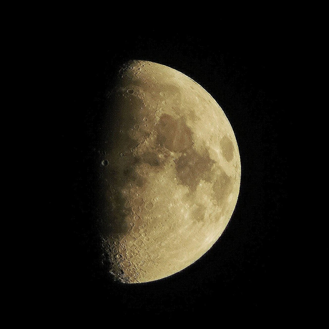 Press Release
Contact: Steve Karon FOR IMMEDIATE RELEASE
Tel: (315) 788-1340 cell: 315-391-3464 July 16, 2026

Free Telescopic Observing Night
Sci-Tech Museum announces a free astronomy observing session, with telescopes providing spectacular views o