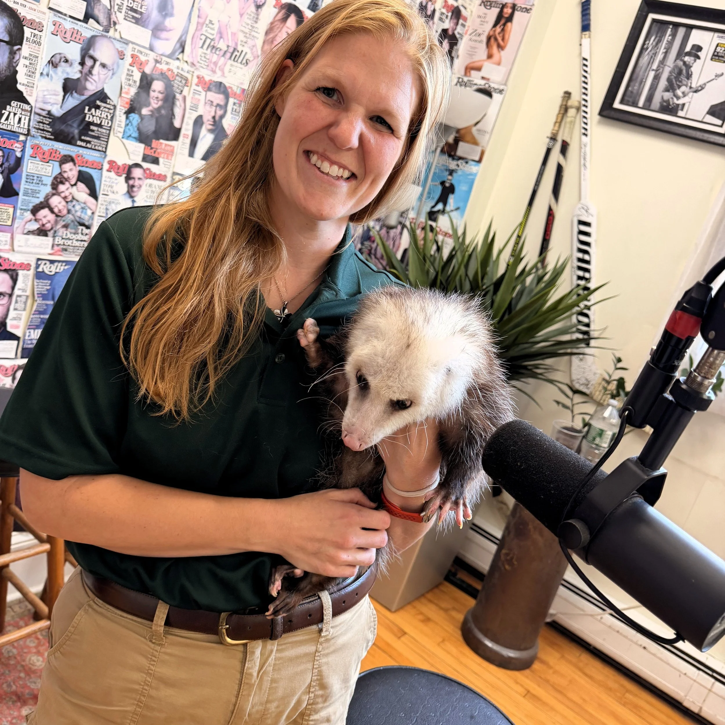 🎙️ INTERVIEW SPOTLIGHT: Brew at the Zoo Returns to Zoo New York! 🍻🐻🎶

Something wild is brewing at Zoo New York! 🍺🦌

TUNES 92.5 &amp; 104.5 FM&rsquo;s Quince recently caught up with Justina Jarrard, Marketing &amp; Community Engagement Coordina