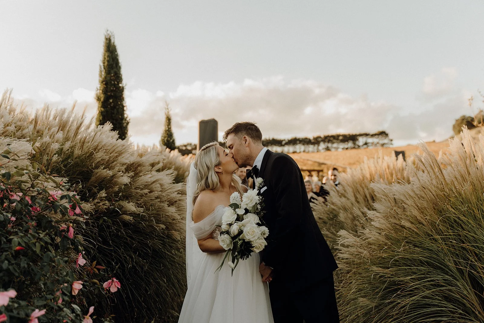 RACHAEL&LUKE_522_websize.jpg