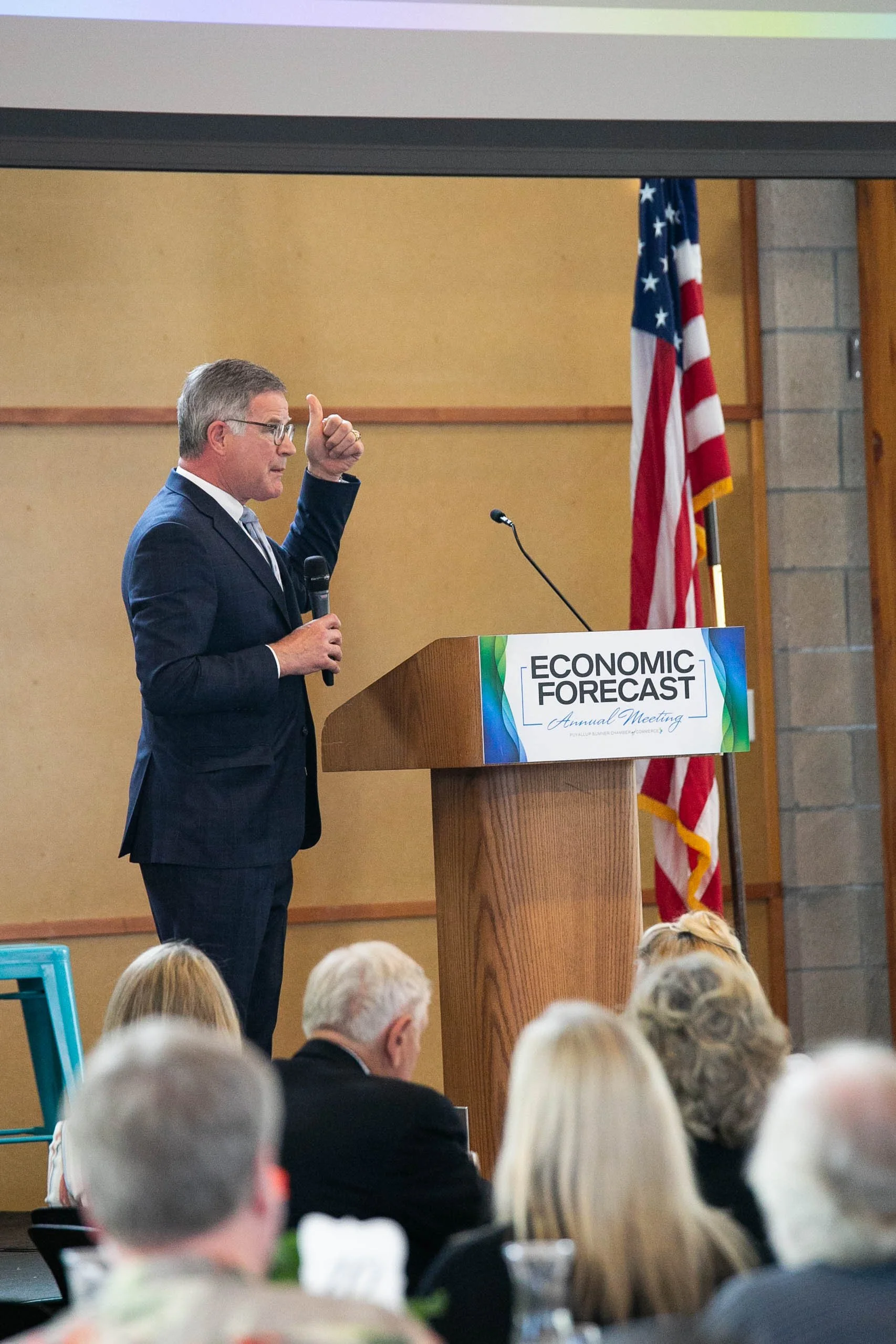 Economic-Forecast-May2022_8230.jpg