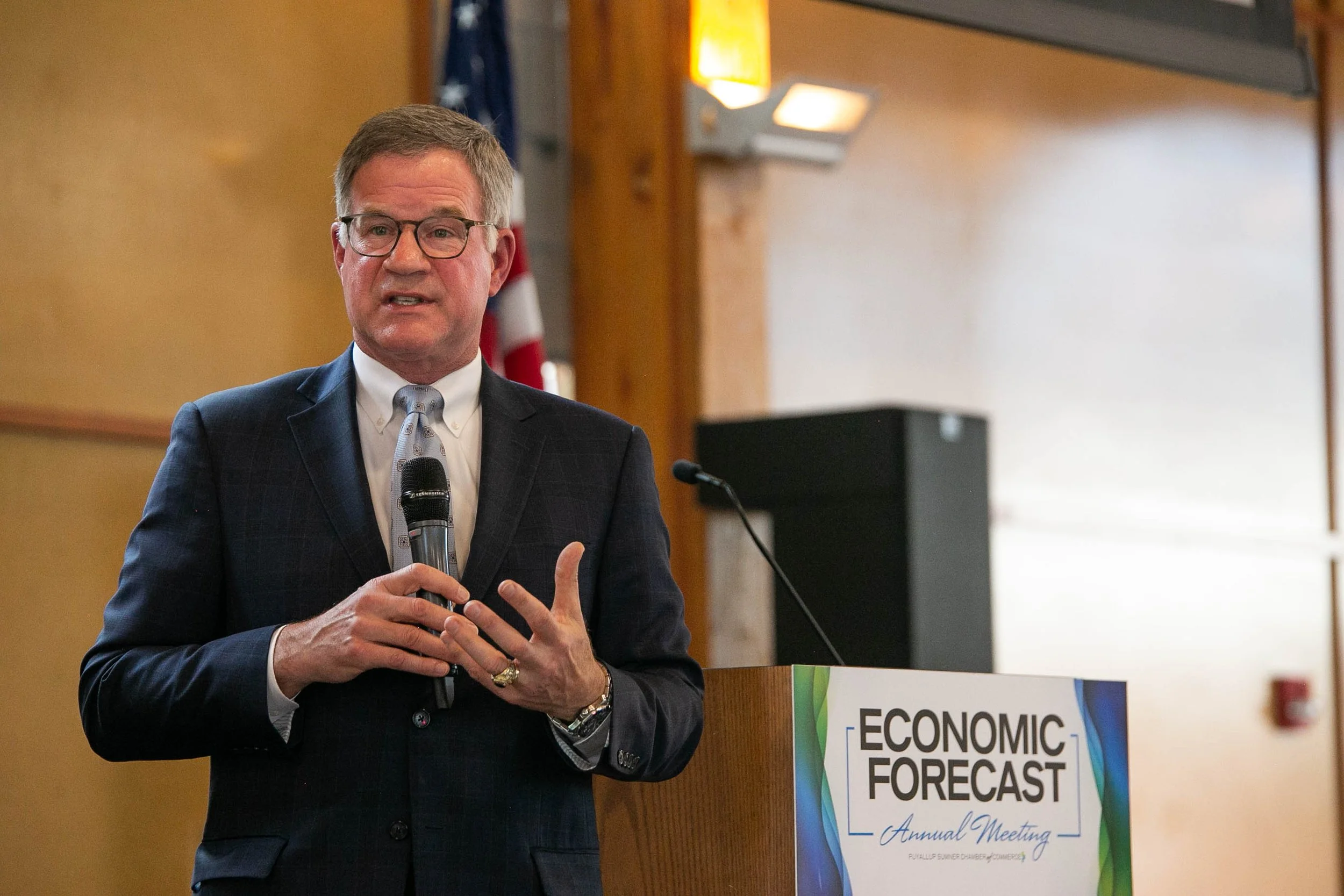 Economic-Forecast-May2022_8247.jpg