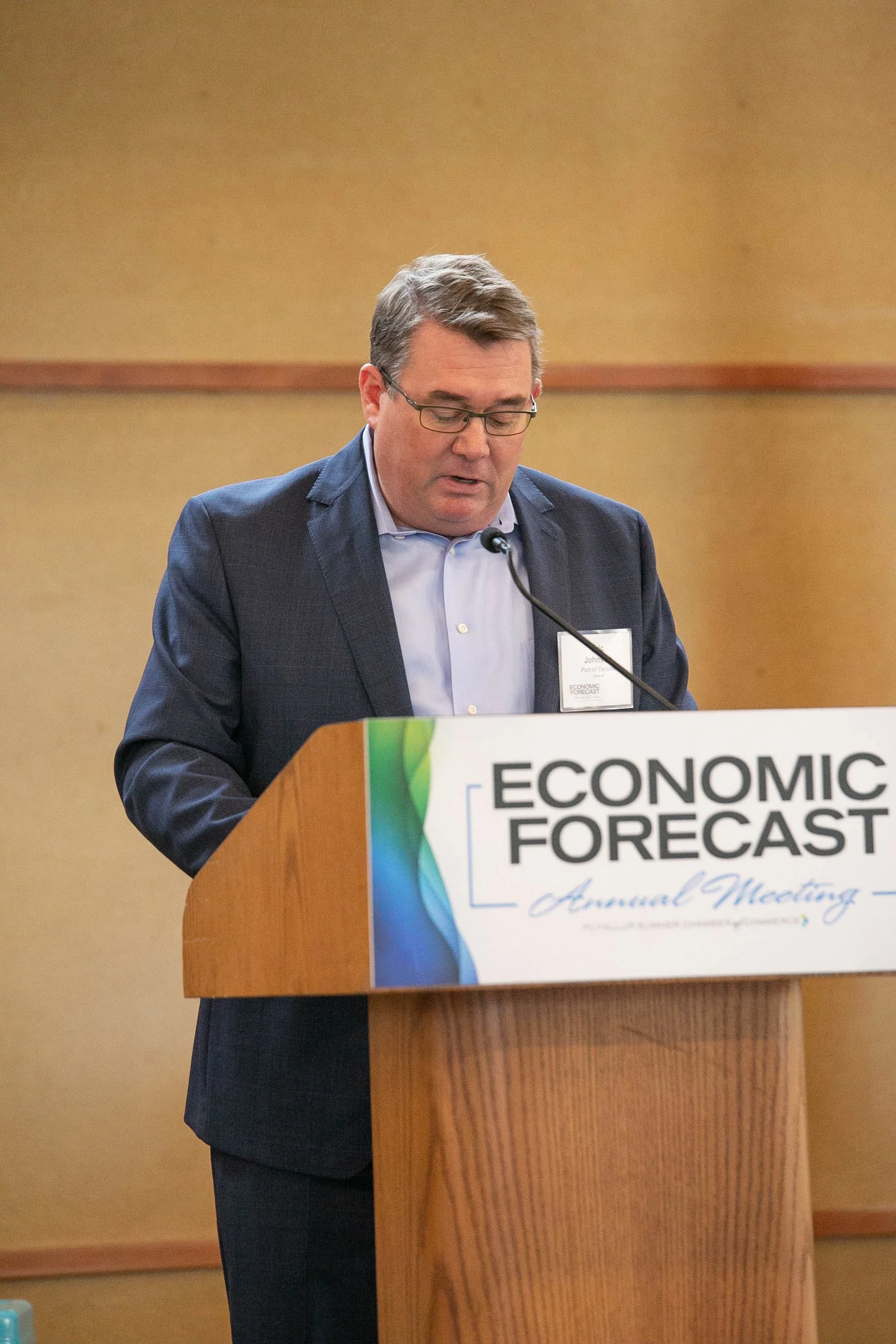 Economic-Forecast-May2022_8277.jpg