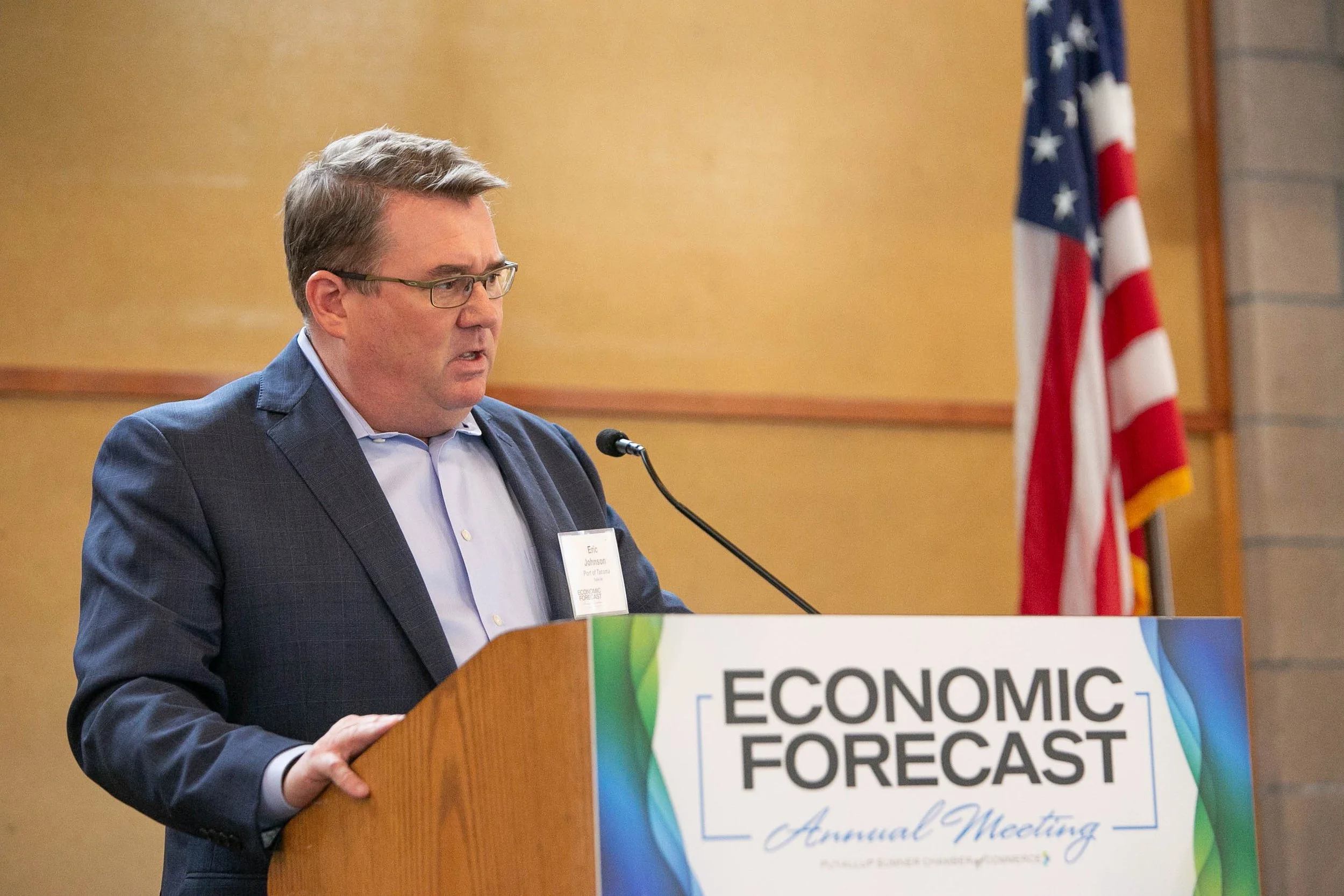 Economic-Forecast-May2022_8280.jpg