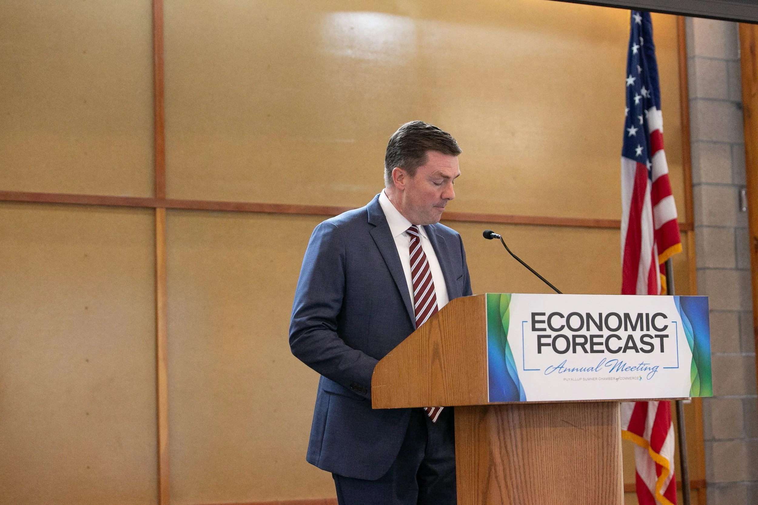 Economic-Forecast-May2022_8313.jpg