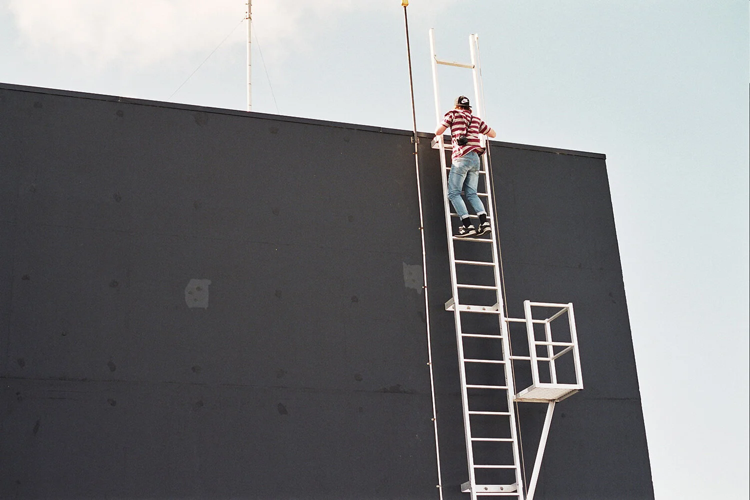 callum-henderson-ladder.jpg