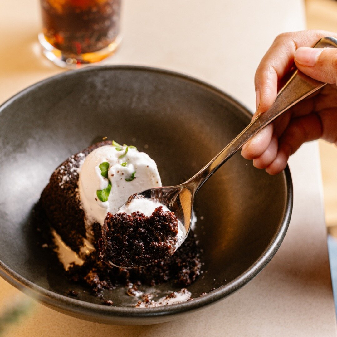When you&rsquo;re downie, eat a brownie!! 🟫🟫

  Our new gluten and dairy free brownie topped with coconut ice-cream is sure to hit that sweet spot. Tag your dessert-loving buddy and treat yourself tonight 🤤🤤 
.
.
.
#luhorestaurant #helloluho #lov