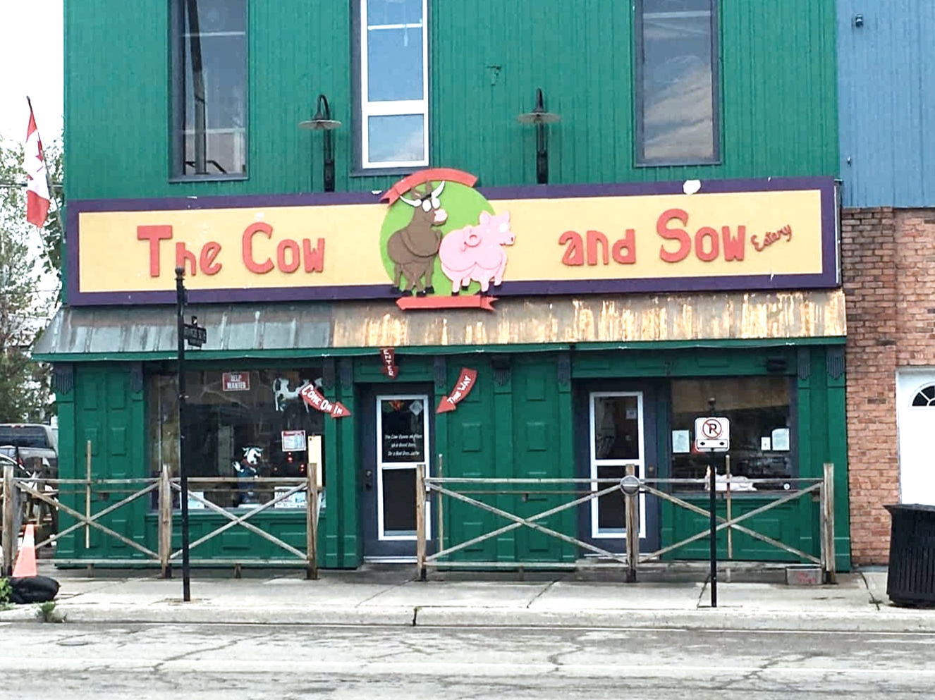 the-cow-and-sow-eatery-storefront-1.jpg