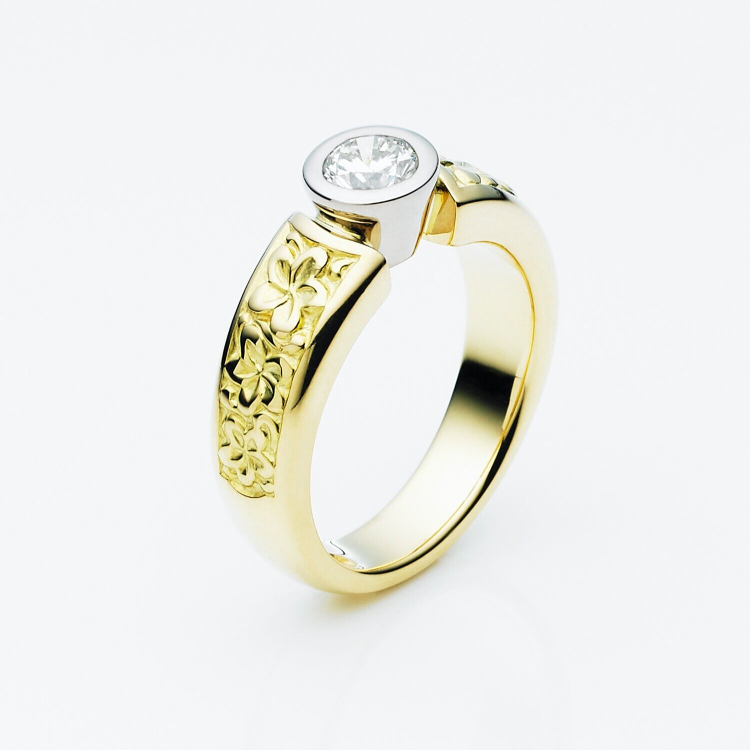 engagement+wedding+yellow+gold+round+diamond+ring.jpg