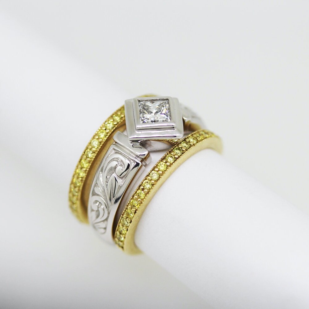 engagement_gold_white_gold_diamond_ring.jpg