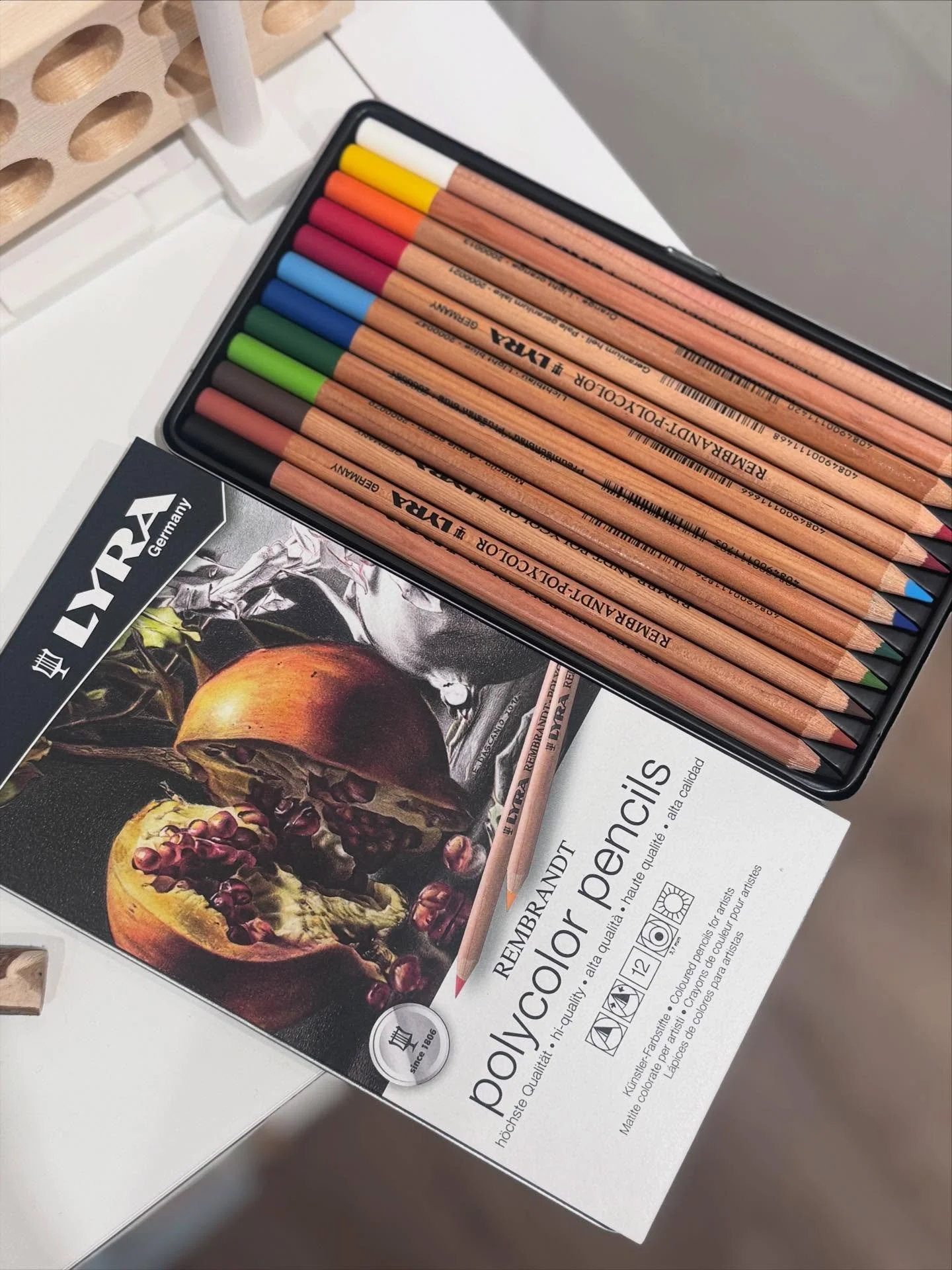New products arriving this week! 

First up - Lyra Rembrandt Polycolor Pencils

@lyra
