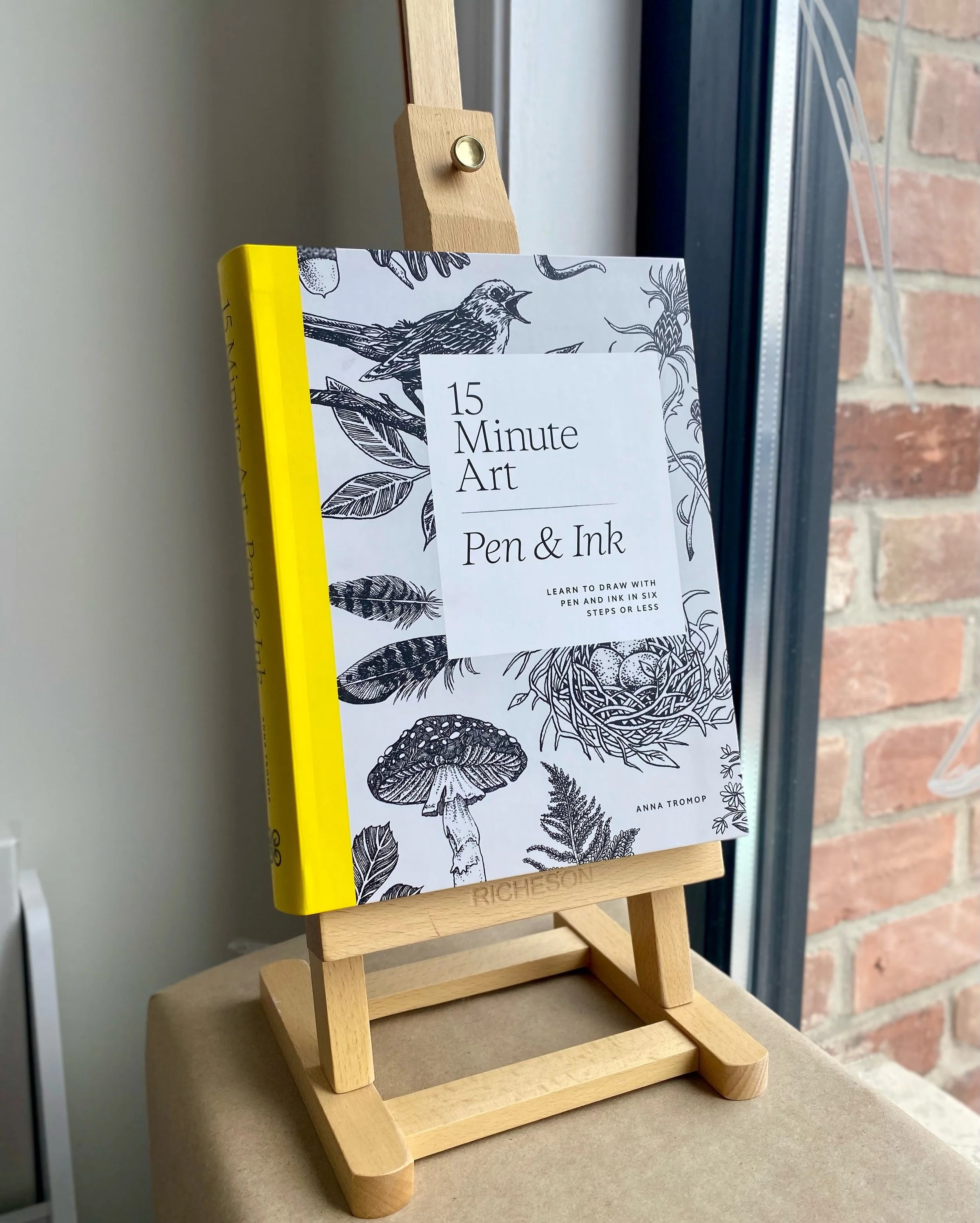Your favourite 15-Minute Art books, now in Pen &amp; Ink 🖋️🌿

Perfectly paired with our Speedball Super Black calligraphy kits.