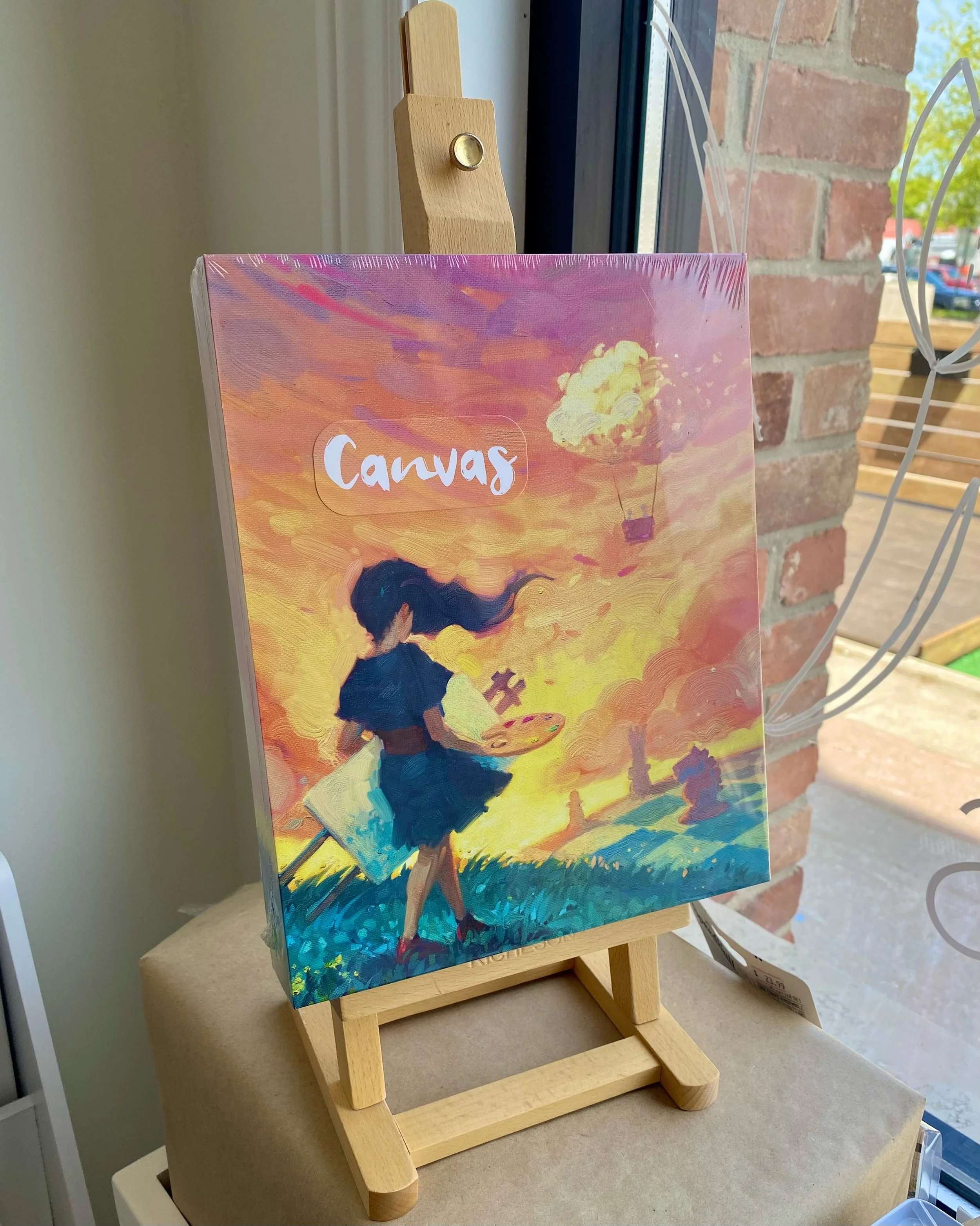 🎨 Board game or d&eacute;cor? Both!

Fun fact- did you know the &ldquo;Canvas&rdquo; logo comes off the box? Remove it, and the box becomes wall-worthy, complete with a built-in hole for hanging.

In Canvas, you can create your own masterpieces by l