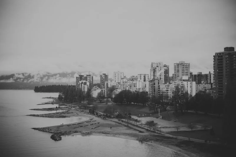 Monica-Galvan-Photography_Vancouver-British-Columbia-Canada_Sunset-Beach-Views-from-the-Burrard-Bridge_057
