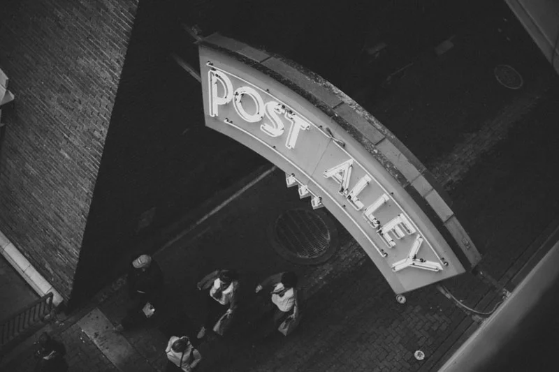 The 16 street photography shots you need to capture: Look below