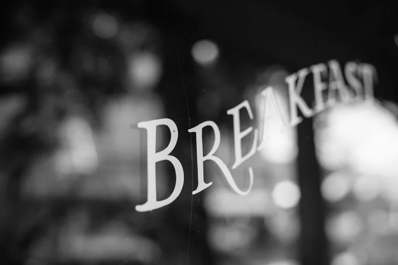 Types of Signage Photography: Elegant Serif