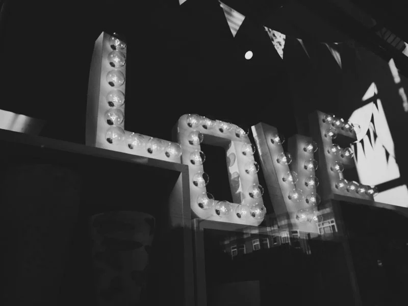 Types of Signage Photography: Big and Bold Sans Serif