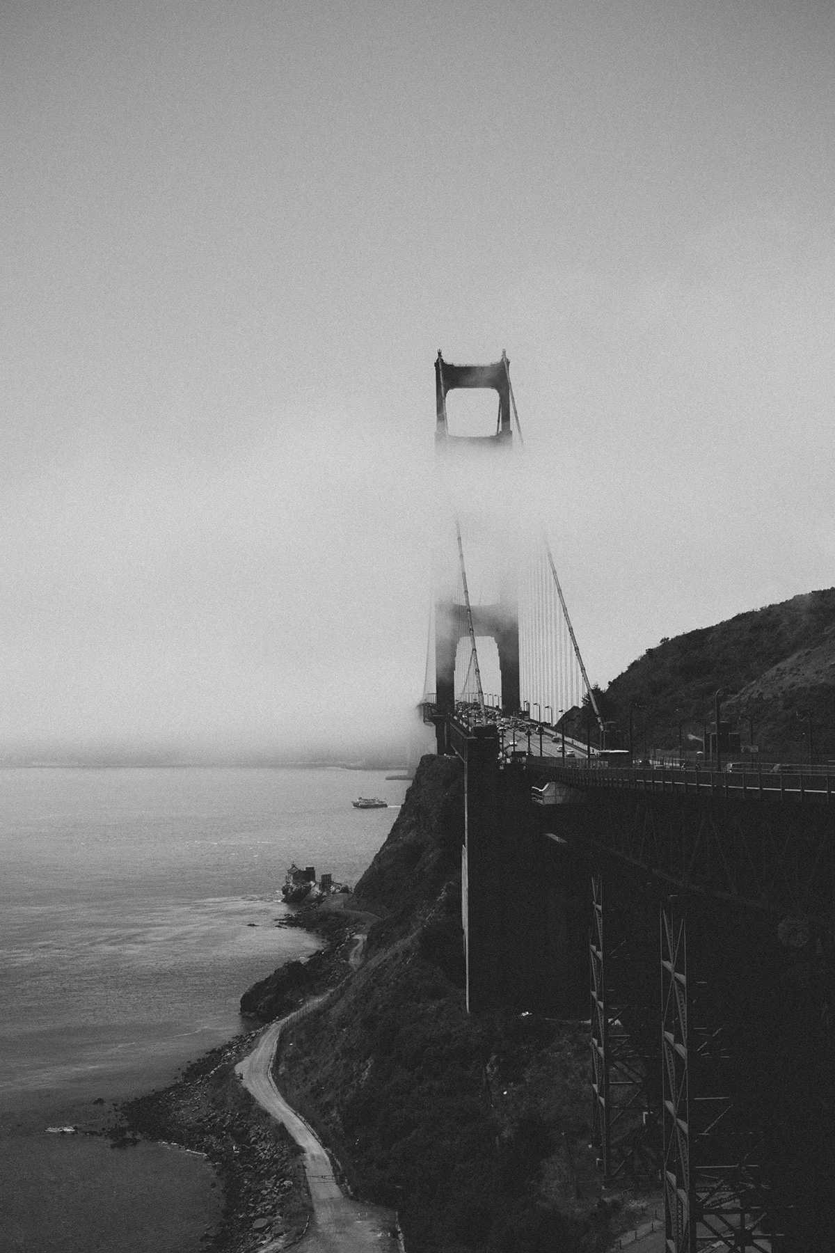 Monica-Galvan_San-Francisco_Golden-Gate-Bridge_Vista-Point.jpg
