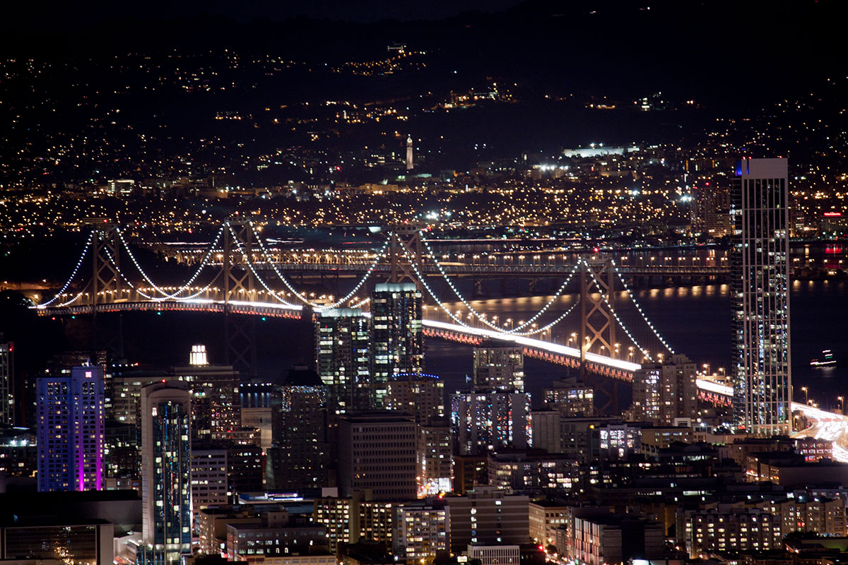 Monica-Galvan_San-Francisco-Bay-Bridge_Twin-Peaks.jpg