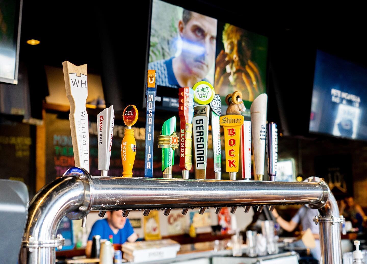 An ice cold beer from @avenuesportsgrill is calling your name on this scorching summer afternoon ☀️