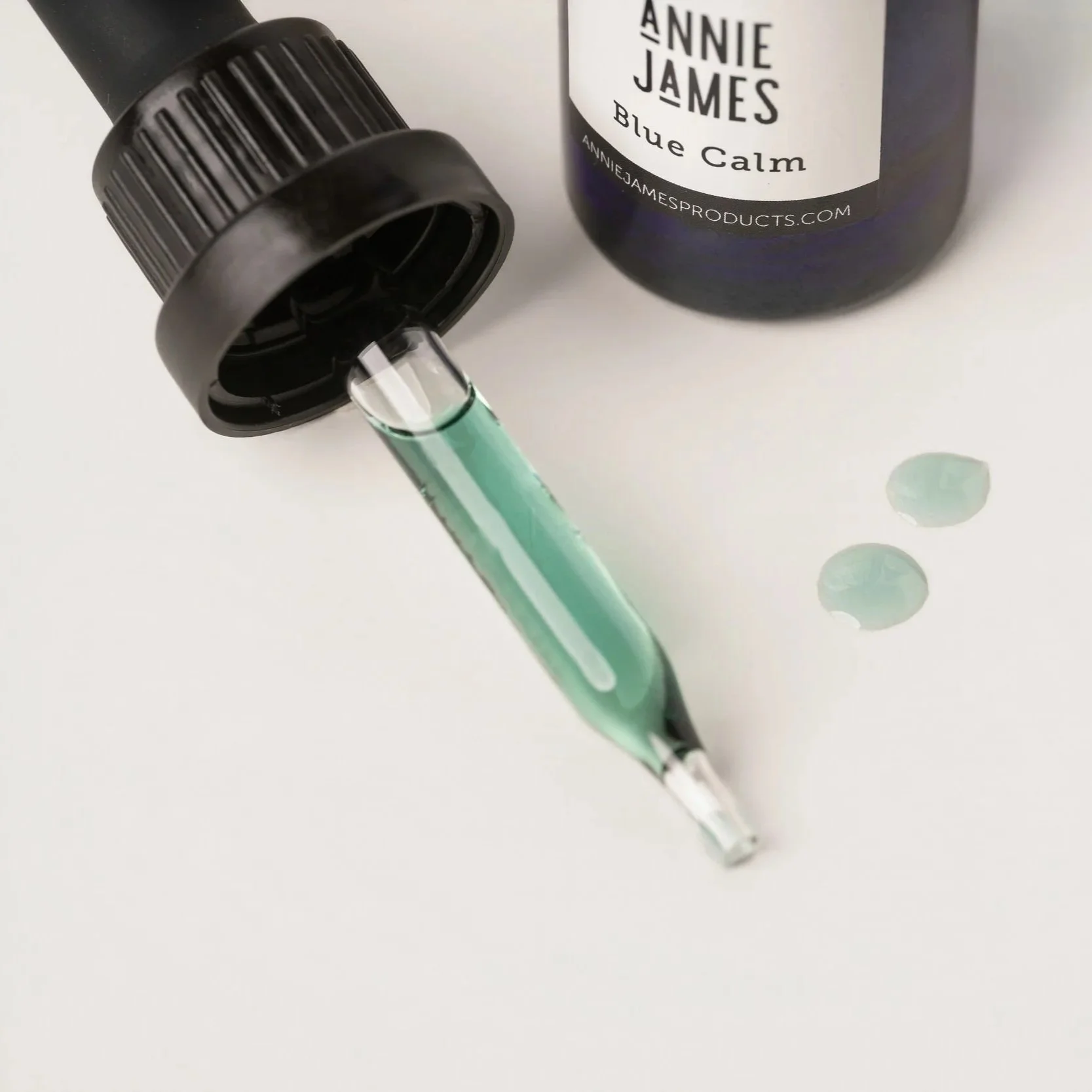 What Is Blue Tansy Oil? The Ingredient Behind Blue Calm