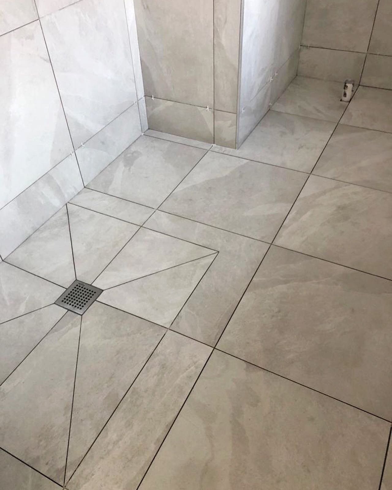wet room in progress using 60x60 porcelain tiles supplied by @bocchettaceramica 
.
.
.
.
.
.
.
#tiles #tile #tiledesign #design #living #bathroomdesign #bathroom #bathroomdecor #wetroom #wetroomshower #decor #marble #porcelain #luxury #interiordesign