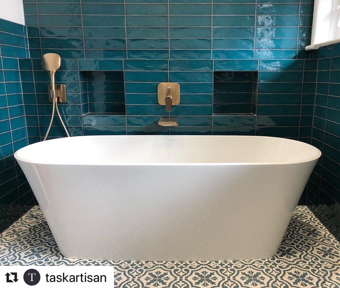 #Repost @taskartisan
great working with you!
.
.
.
.
.
#bathroomdesign #bathroom #bathroomdecor #bath #shower #tiling #tiles #tilingwork #craft #craftmanship #design #interiordesign #interior #architecture #interiorarchitecture #interi&oslash;r #livi