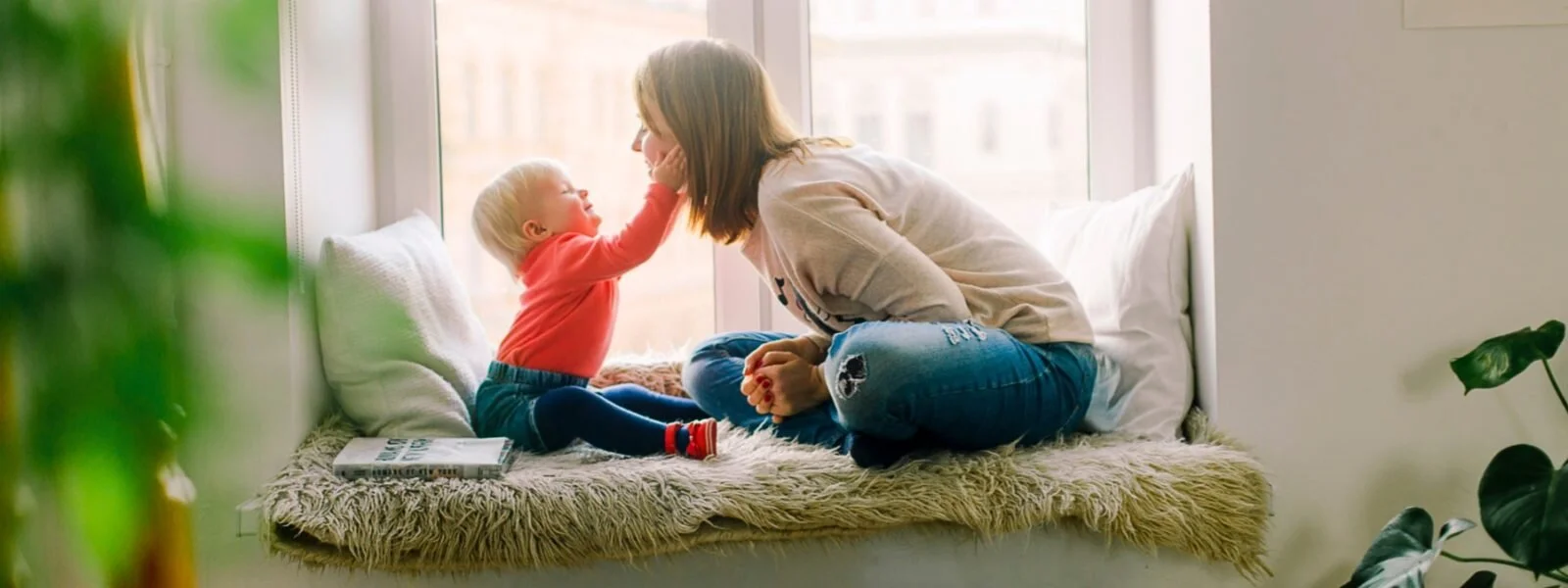 adorable-baby-babysitter-1257110-1-1600x600.jpg
