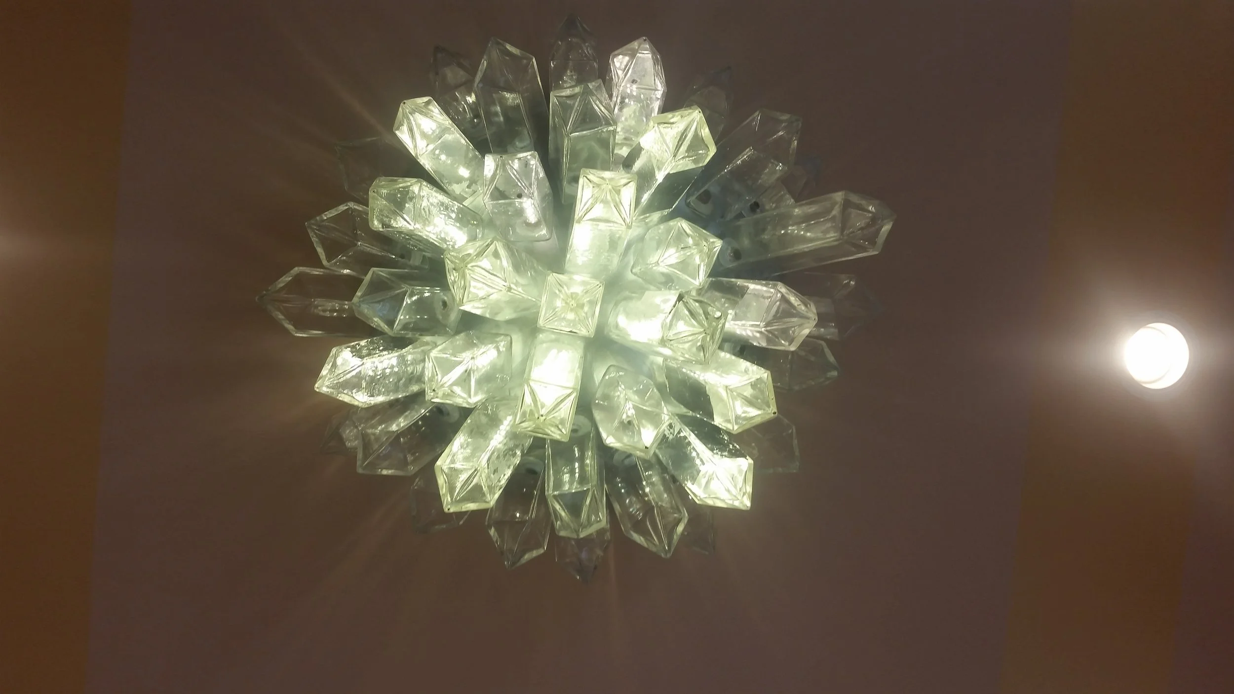 Quartz Crystal Closeup.jpg