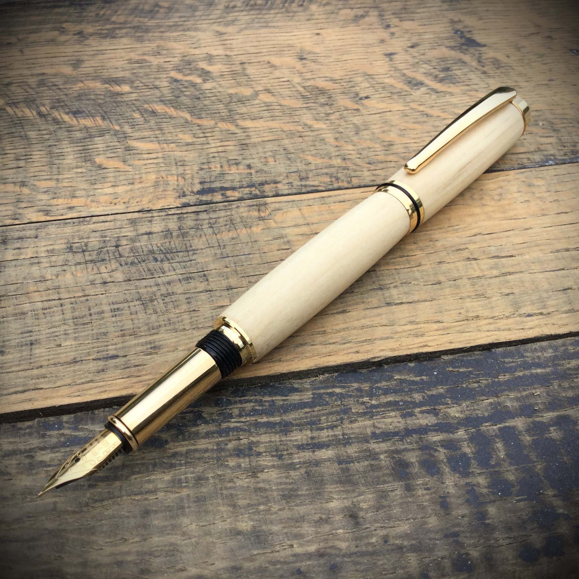 willow fountain pen
