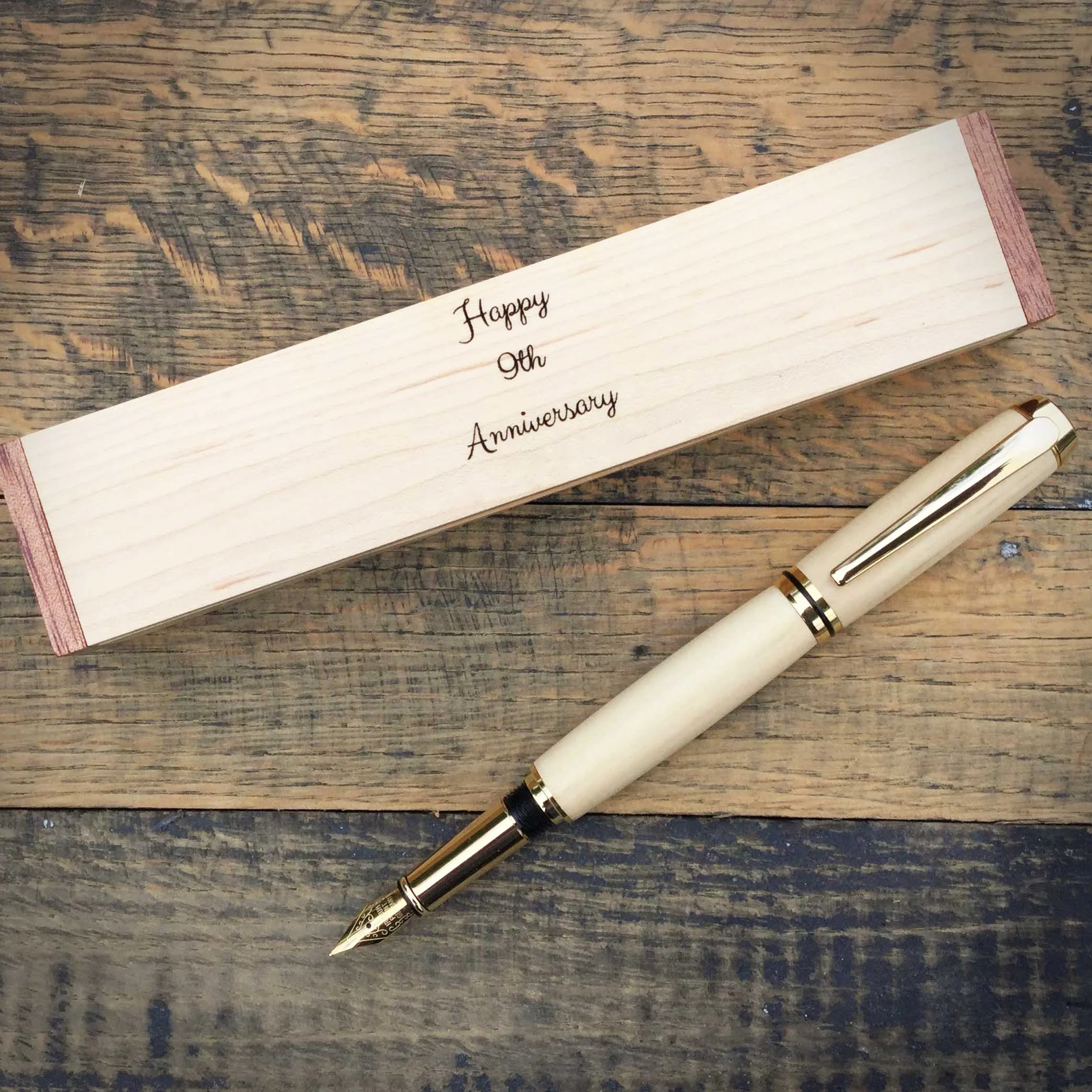 Personalised Willow Gift Box