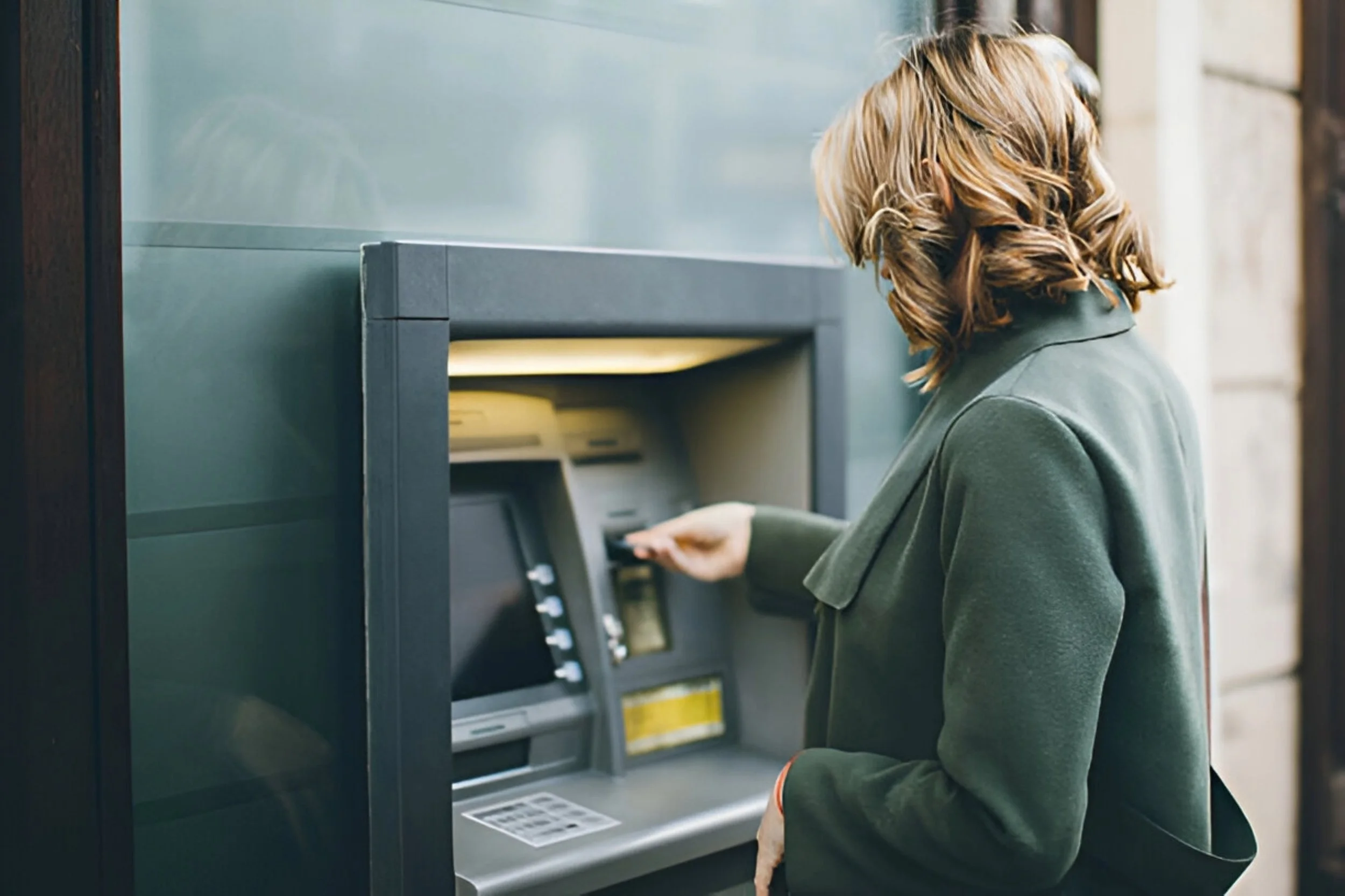 ATM.jpg