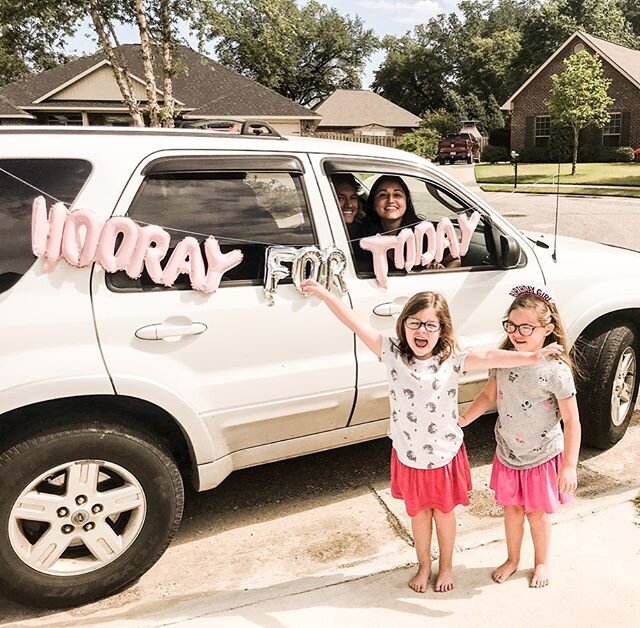 I would for sure recommend surprising your nieces with a birthday banner and Stevie Wonder songs. 🥳 Love these girlies